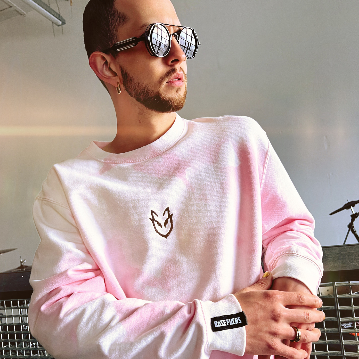 T-SHIRTS / TOP'S / HOODIES, ETC.