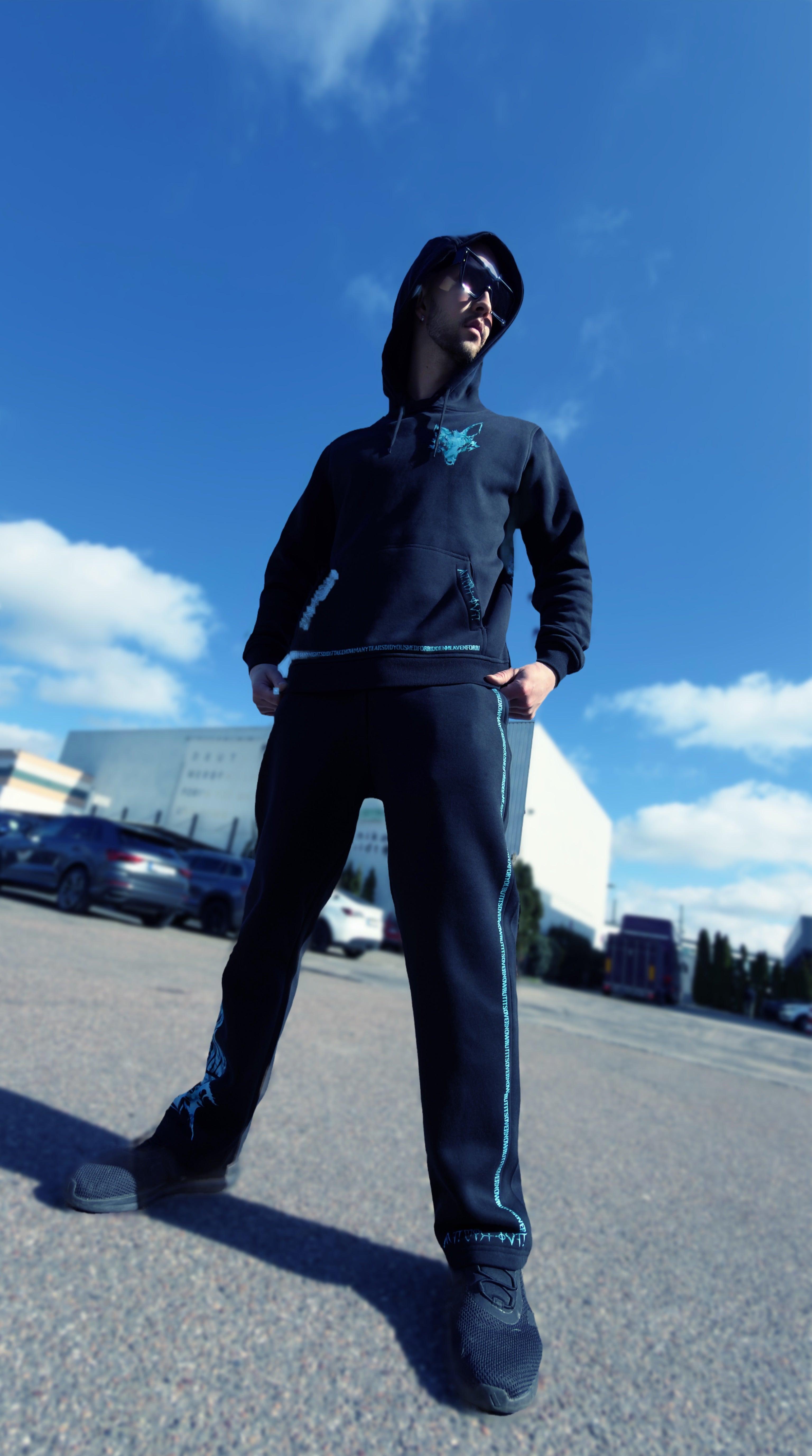 'GHOSTFOX' Black Edition - Hoodie/Jogger Set
